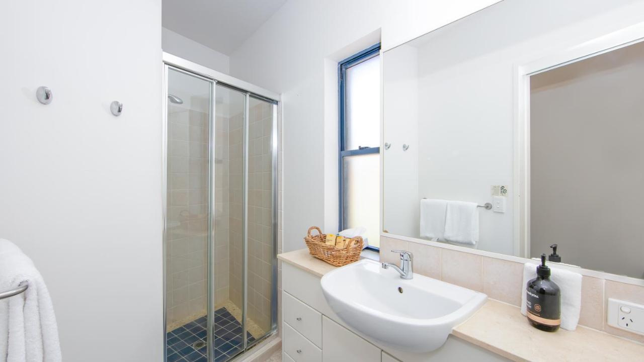 Yamba Beach Motel Екстер'єр фото